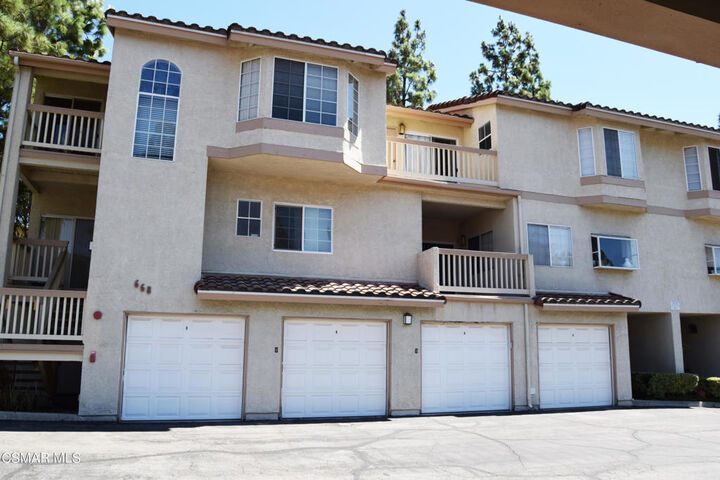 Property Photo: 668 Oak Run Trail 106C CA 91377