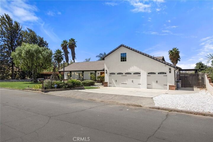Property Photo: 17411 Kaison Circle CA 92508