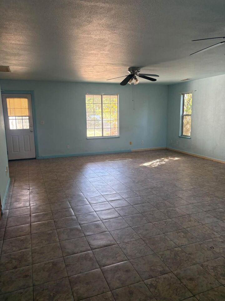 Property Photo:  16400 N Hoerl Road  CA 95240 