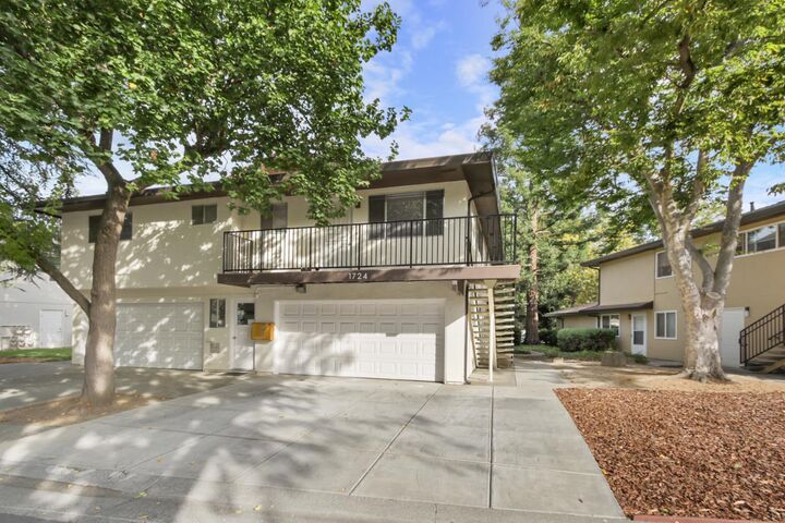 Property Photo:  1724 Fremont Court 4  CA 95618 