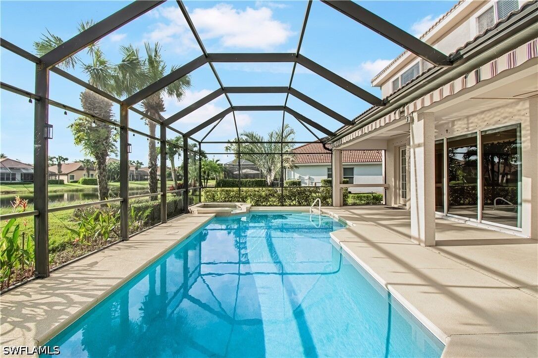 Property Photo:  2133 Fairmont Lane  FL 34120 