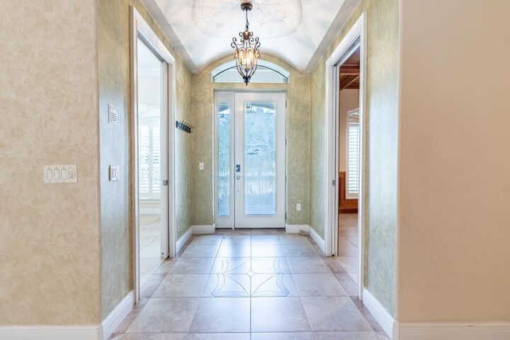 Property Photo: 1866 Sunrise Drive FL 32566