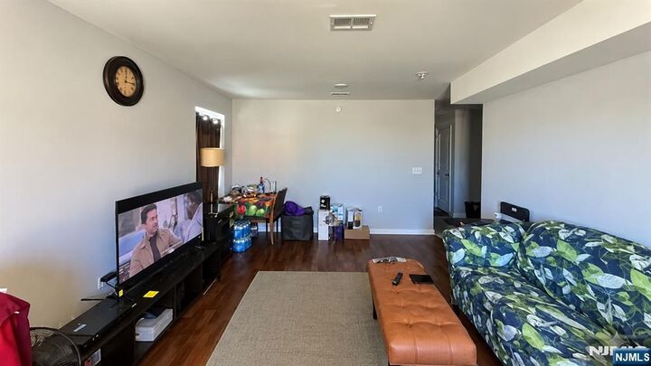 Property Photo: 54 Elliott Street 3 NJ 07104