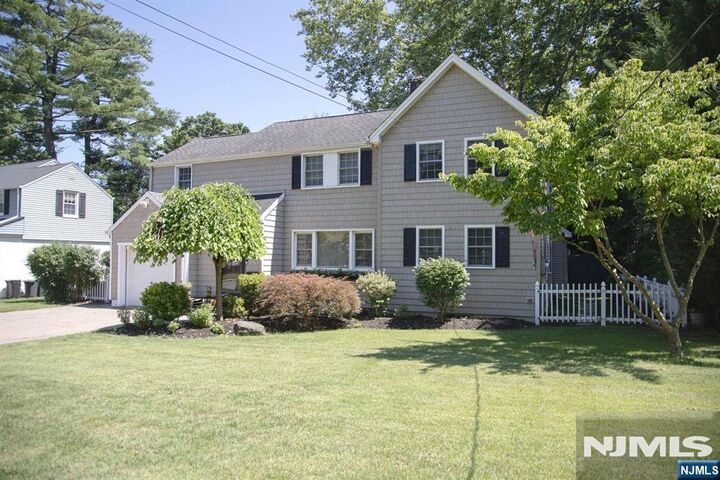 Property Photo:  22 Warren Road  NJ 07410 