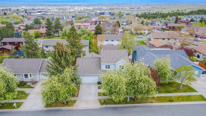 Property Photo: 809 Tower Street MT 59601