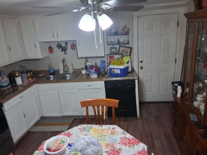 Property Photo:  813 N East Street  TX 75090 