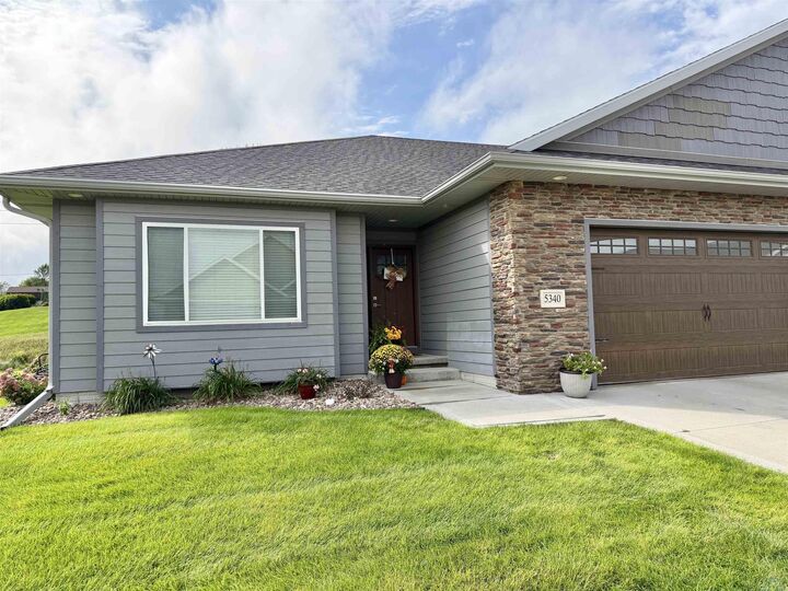 Property Photo:  5340 Overlook Lane  IA 51106 