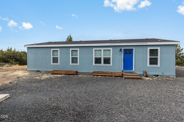 Property Photo: 5155 SE David Way OR 97754
