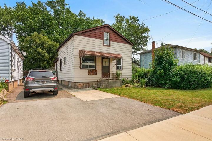 Property Photo:  30 Northhaven Road  ON L3C 1X1 
