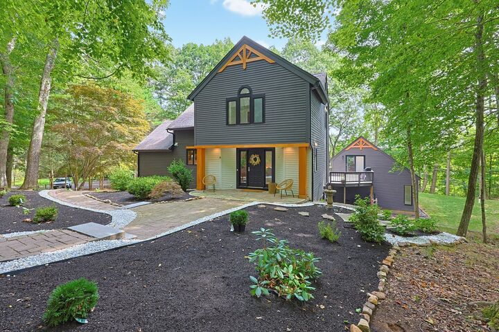 Property Photo: 3 Goodrich Rd MA 01566
