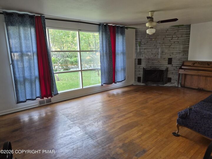 Property Photo:  335 E Brown Street  PA 18301 