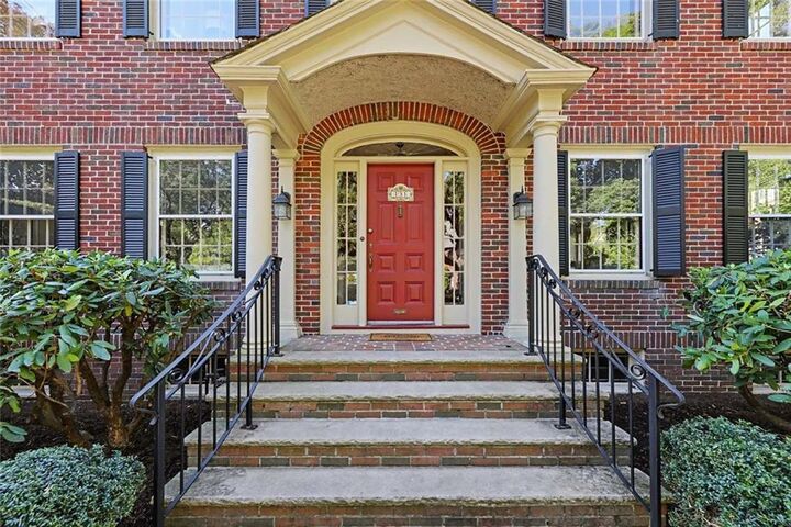 Property Photo:  131 Freeman Parkway  RI 02906 