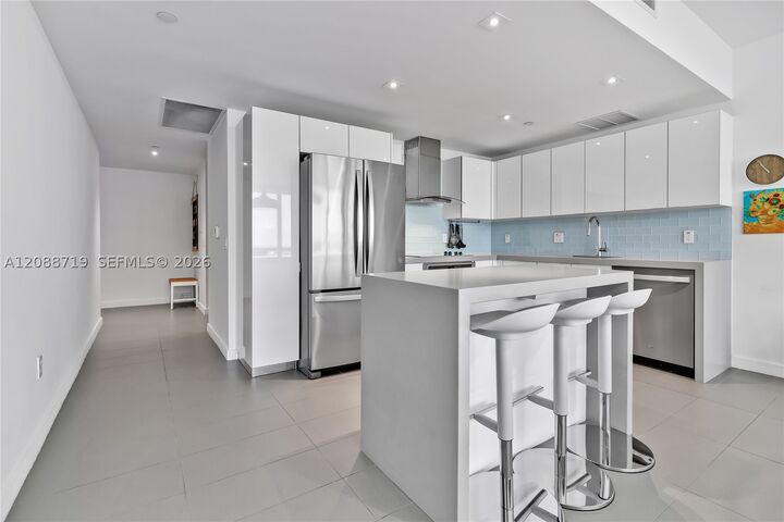 Property Photo:  1600 NE 1st Ave 2016  FL 33132 