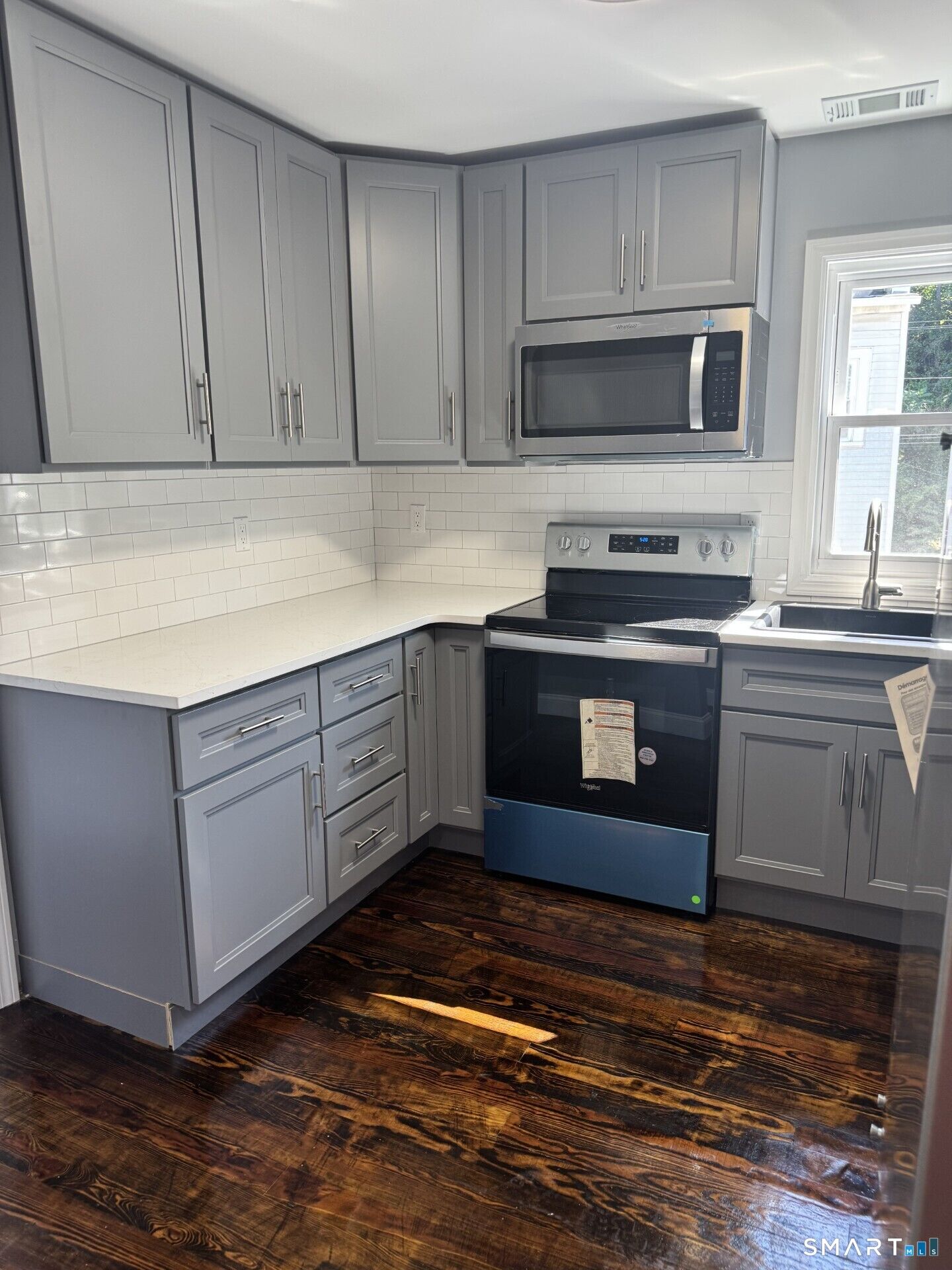 Property Photo:  10 Bridgeport Avenue  CT 06484 