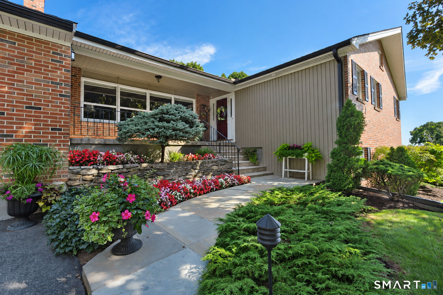 Property Photo: 66 Lovelace Drive CT 06117