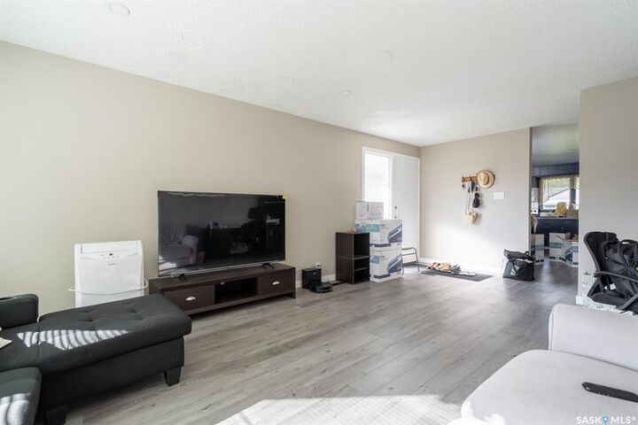 Property Photo:  11 Briarwood Place  SK S4S 5M8 