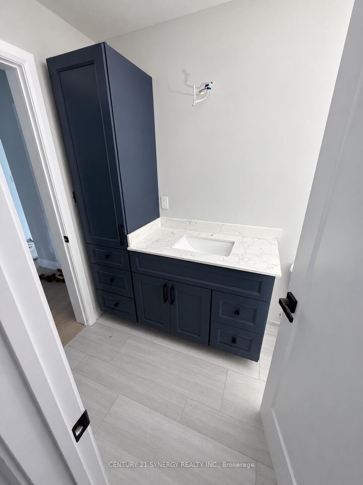 Photo de la propriété:  18 Edward Street  ON K8V 2C2 