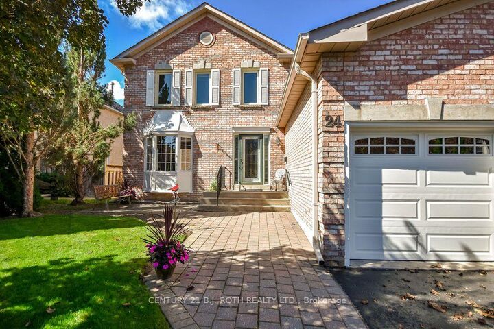 Property Photo:  24 Grand Forest Drive  ON L4N 7E8 