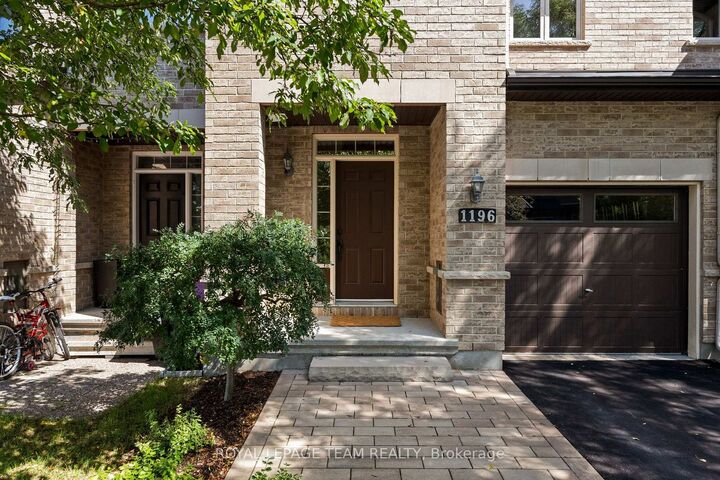 Property Photo:  1196 Tischart Crescent  ON K2T 0G7 