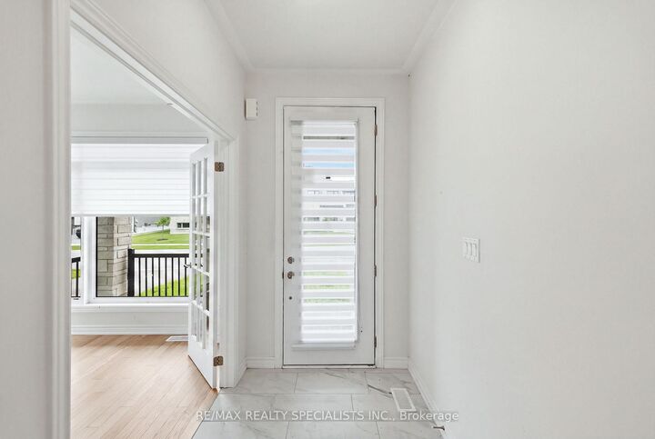 Property Photo:  147 Rosanne Circle  ON L9Z 0N1 