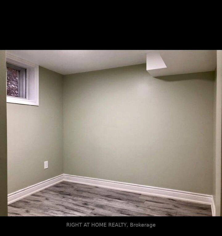 Property Photo:  3 Bexhill Avenue Basement  ON M1L 3B3 