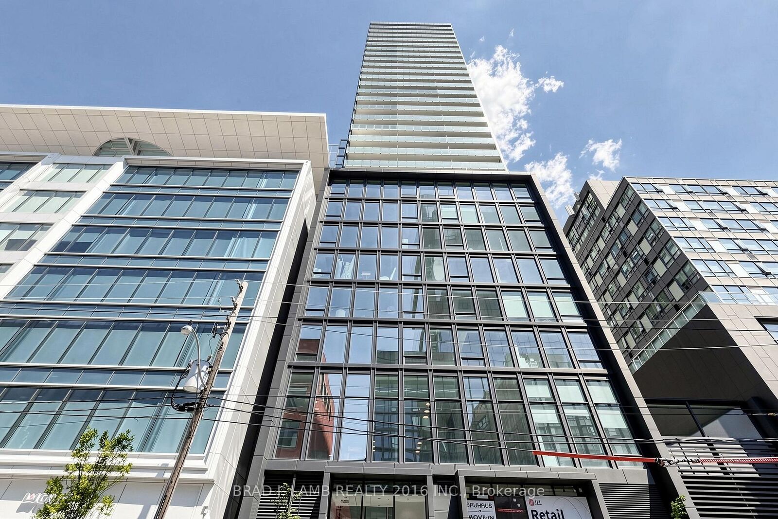 Property Photo:  284 King Street E 2004  ON M5A 1K4 