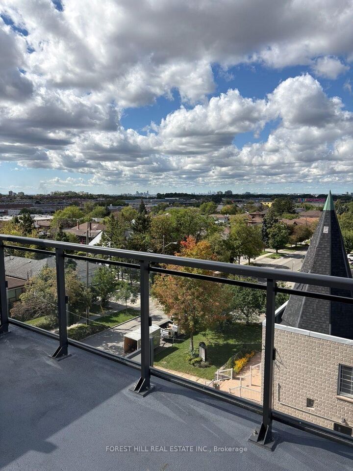 Property Photo:  16 McAdam Avenue 508  ON M6A 1S5 