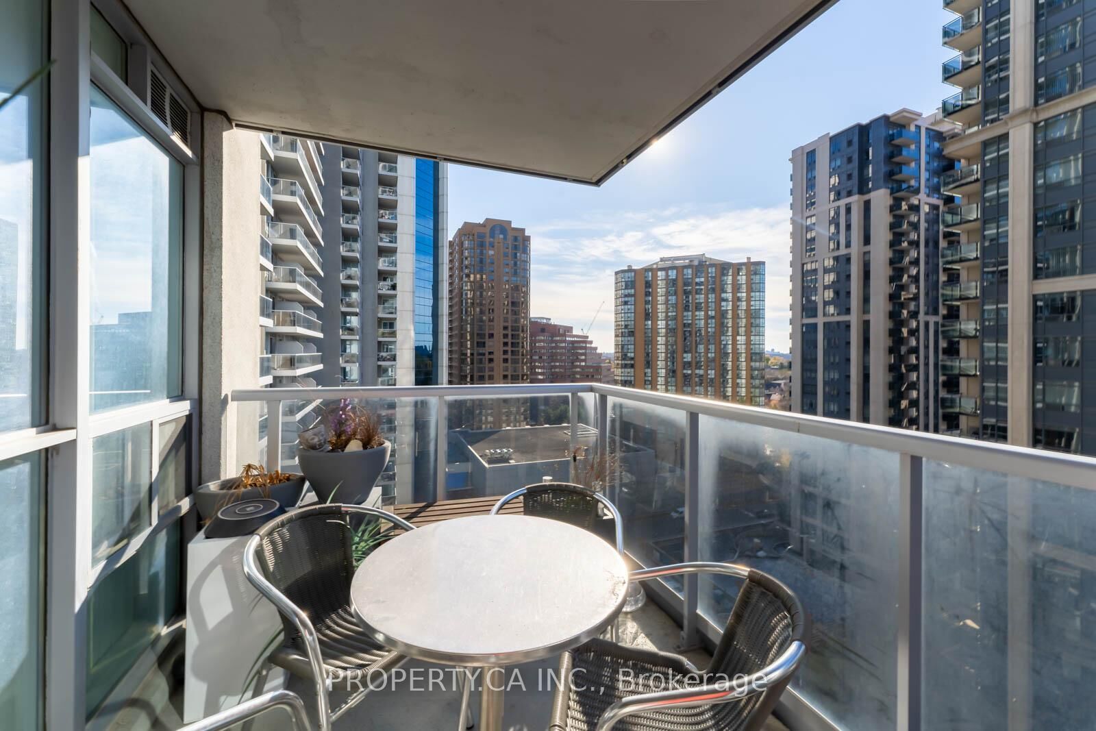 Property Photo:  4978 Yonge Street 1609  ON M2N 7G8 