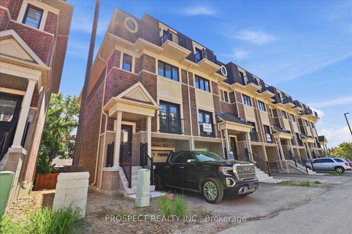 Property Photo:  31 Marret Lane  ON L1B 1J2 