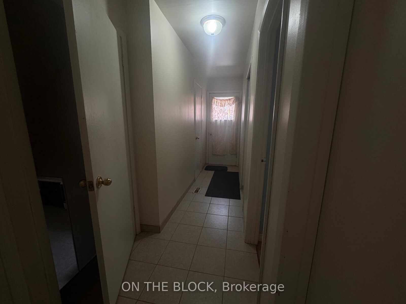 Property Photo:  33 Harrington Crescent  ON M2M 2Y6 