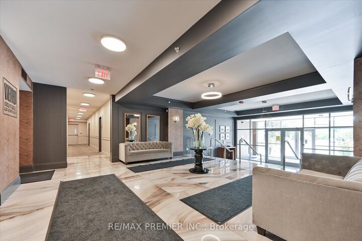 Property Photo:  8302 Islington Avenue 517  ON L4L 0E6 