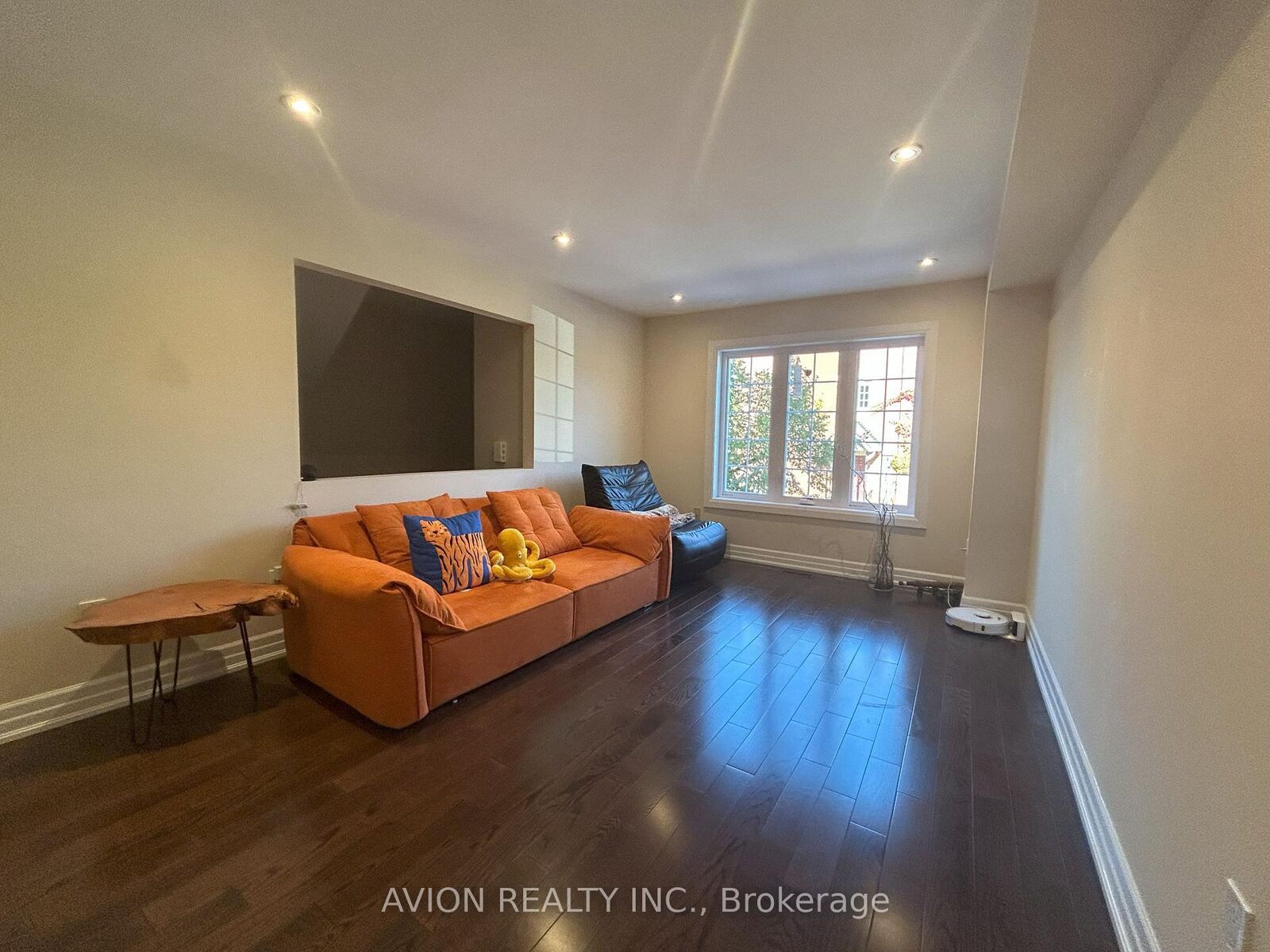 Property Photo:  95 Weldrick Avenue 37  ON L4C 0H6 