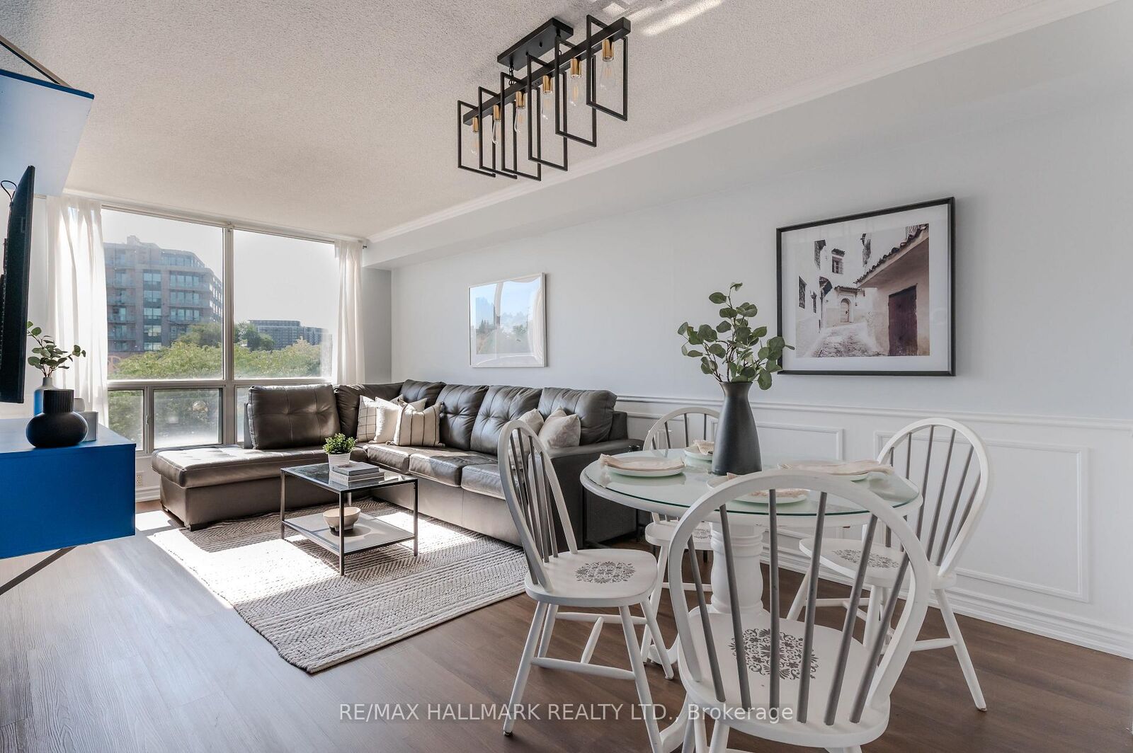 Property Photo:  906 Sheppard Avenue W 308  ON M3H 2T5 