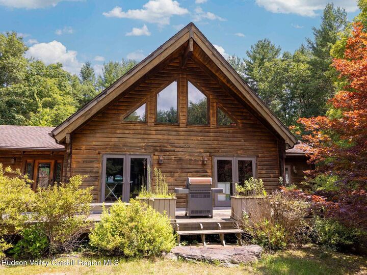 Property Photo:  11 Spruce Hill  NY 12461 