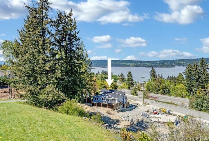Property Photo:  634 Farrell Rd  BC V9G 2C6 