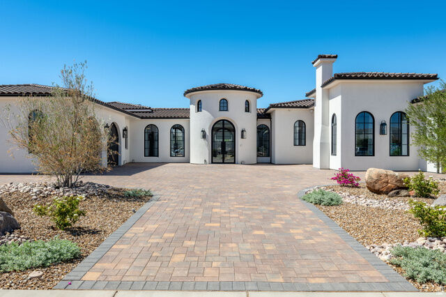 Property Photo:  2844 S 240 W  UT 84780 