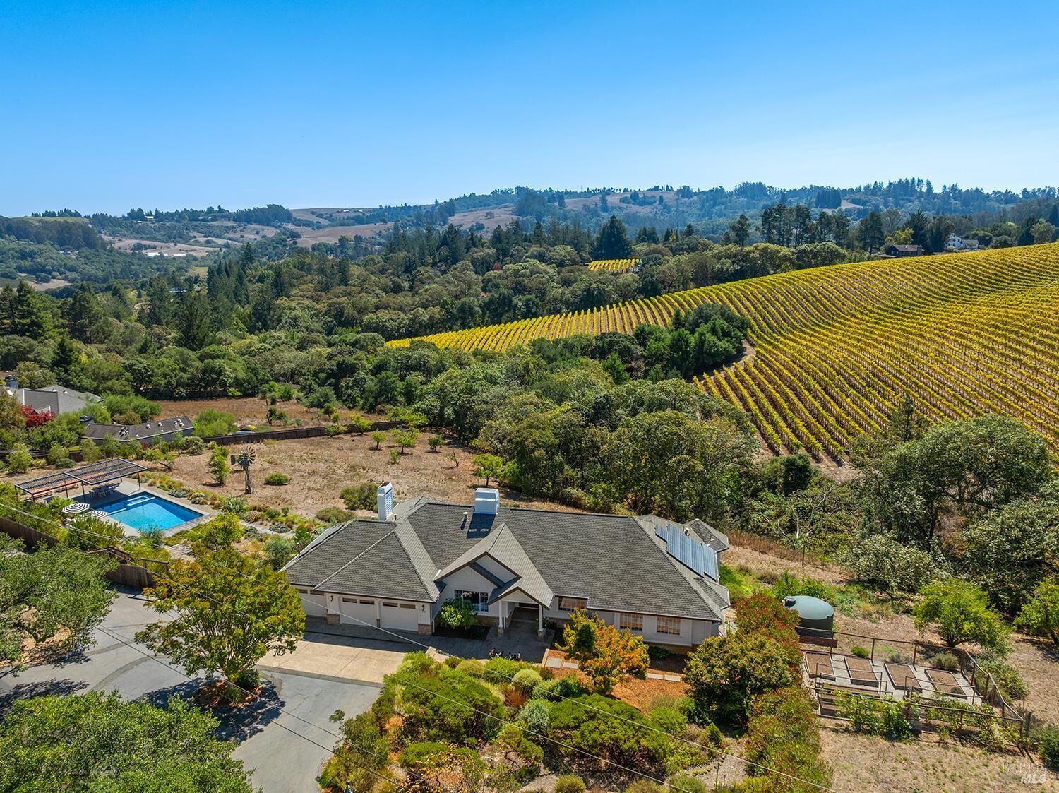 Property Photo: 2039 Burnside Road CA 95472