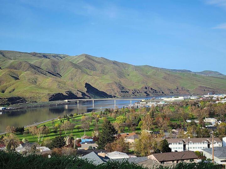 Property Photo: Tbd Valleyview Dr WA 99403