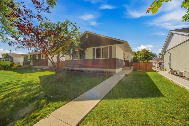 Photo de la propriété: 360 McMeans Avenue MB R2C 2J7
