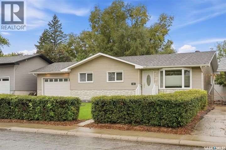 Property Photo: 118 Pendygrasse Road SK S7M 4J1