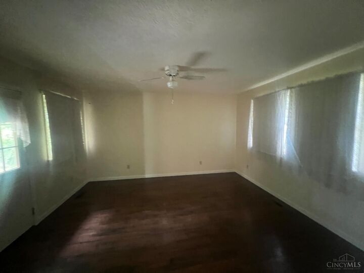 Property Photo: 815 Kathryn Place OH 45177