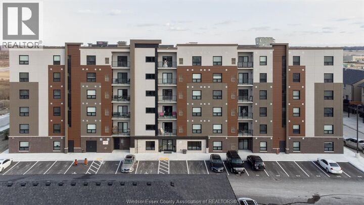 Property Photo:  716 Brownstone 105  ON N9K 0C3 