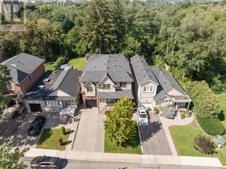 Property Photo:  101 Northdale Boulevard  ON M4B 1X1 
