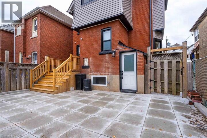 Property Photo:  204 Balsam Avenue South 1  ON L8M 3B8 