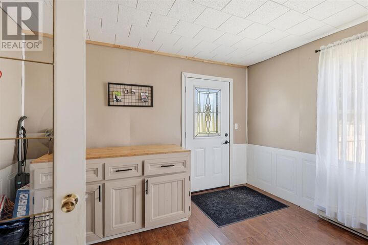 Property Photo:  24 Daniel Ct  ON P6A 5K7 