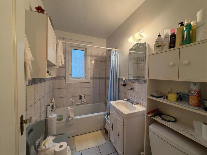 Property Photo: 496 Jefferson Avenue MB R2V 0N6