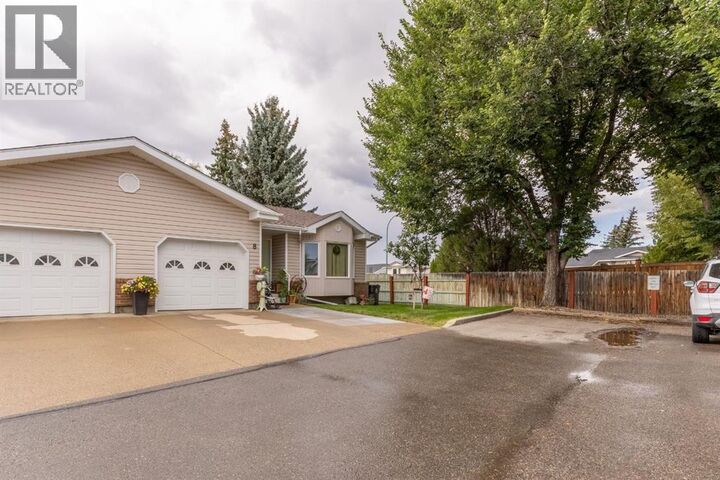 Property Photo: 135 Jerry Potts Boulevard West AB T1K 6H2
