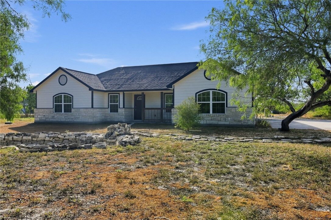 Property Photo:  5769 Grand Lake Circle  TX 78380 