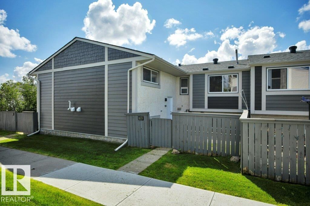 Property Photo:  633 Willow Court NW  AB T5T 2K7 