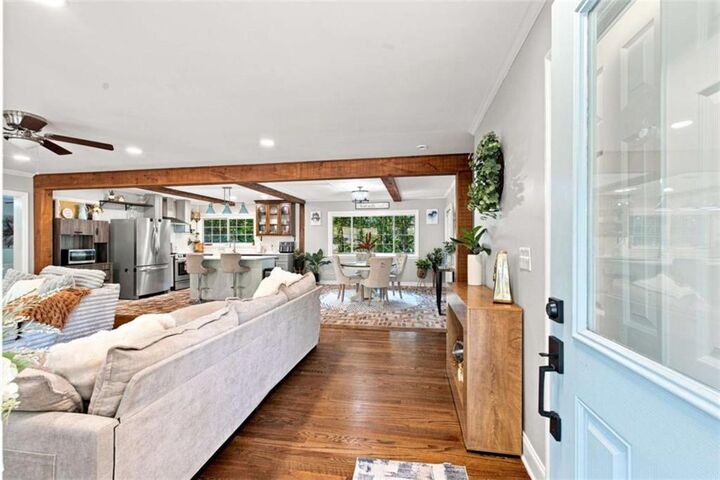 Property Photo:  613 Holly Drive S  GA 30501 